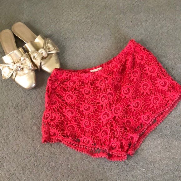 Testament Pants - Lace elastic waist shorts.